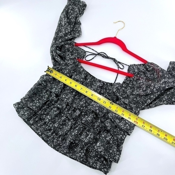 ASTR the Label Elva Flora Long Sleeve Top/Black Floral size XS - Picture 9 of 13